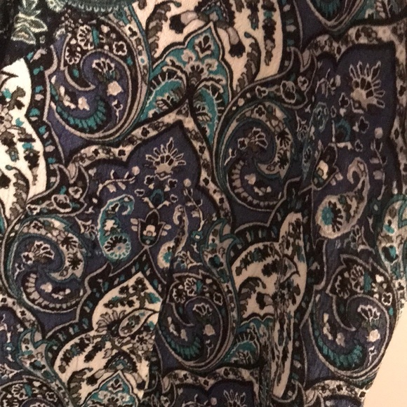 Patterned Dress - Picture 3 of 5